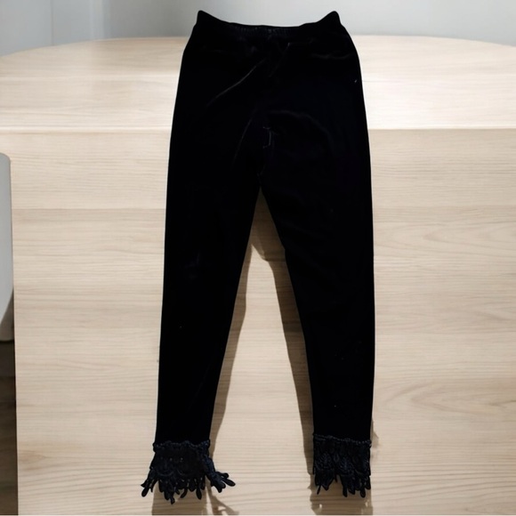 Dallas G Other - Black Lace Trim velvety‎ velour Leggings